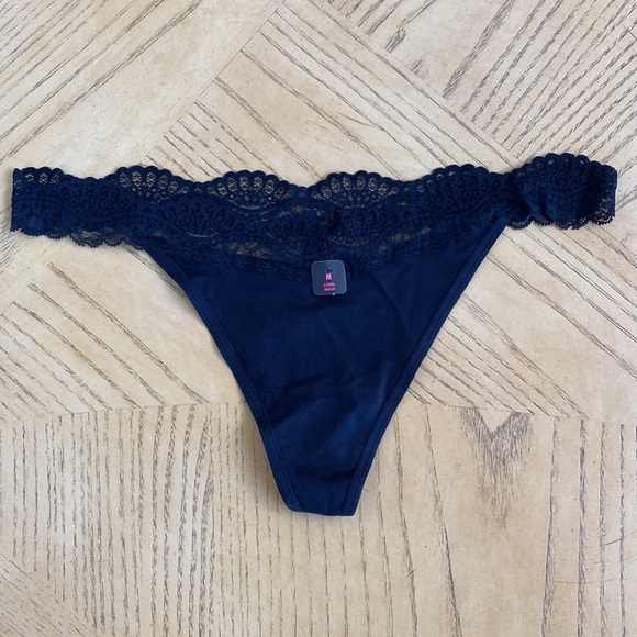 New 2 Pairs LaSenza thong string panties. - Picture 4 of 6